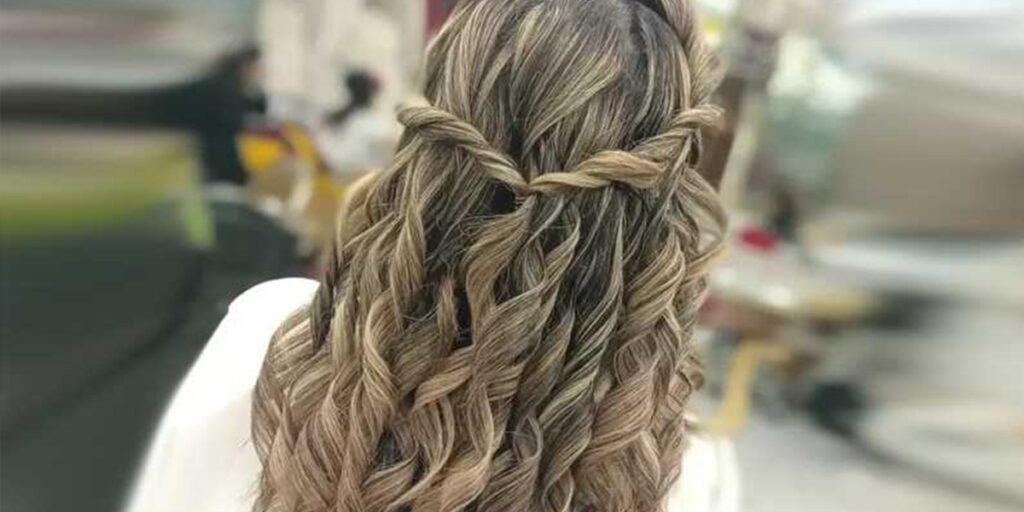 شینیون کرلی برای عروسها