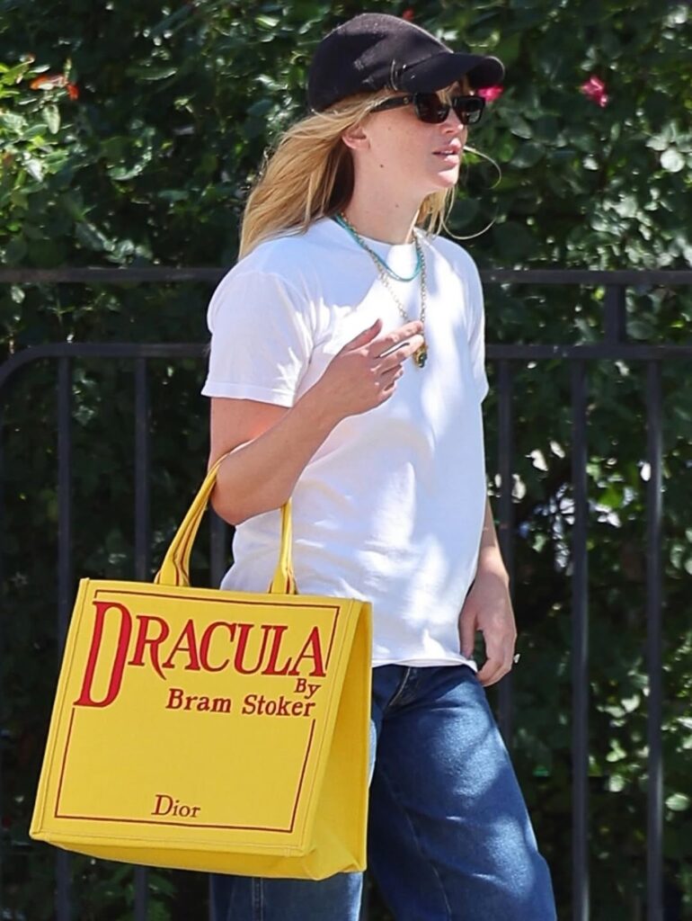 کیف دراکولایی جنیفر لارنس