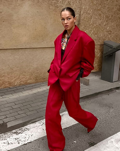 استایل شیک با کت و شلوارهای اورسایز