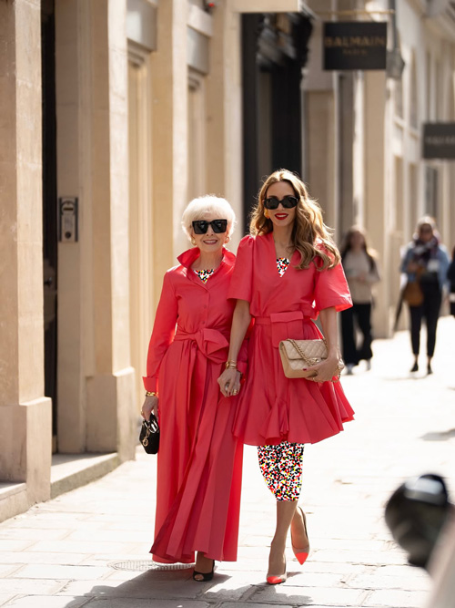 ست‌های مادر و دختری بلاگر و مادرش