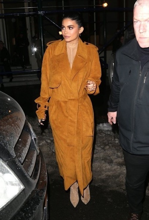 ست کردن پالتوهای بلند در استایل پاییزی