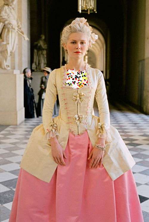 استایل قرن هجدهمی سلبریتی‌ها