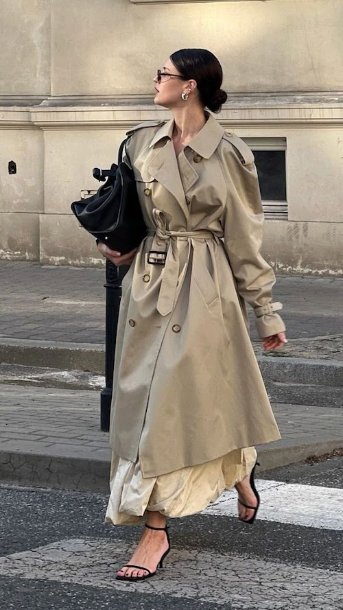استایل با ترنچ‌کت بلند کرمی