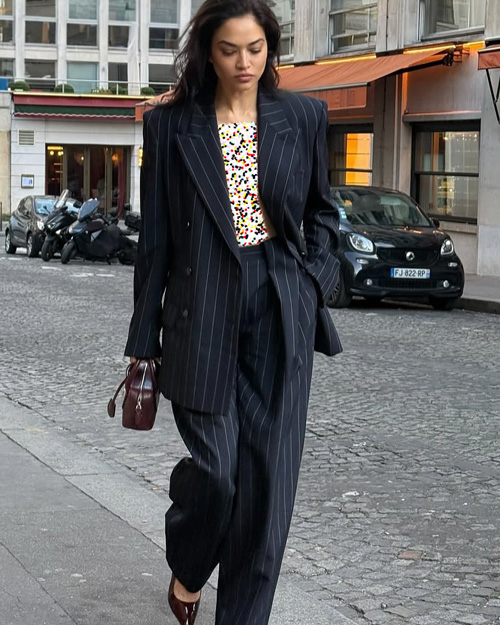 استایل شیک با کت و شلوارهای اورسایز