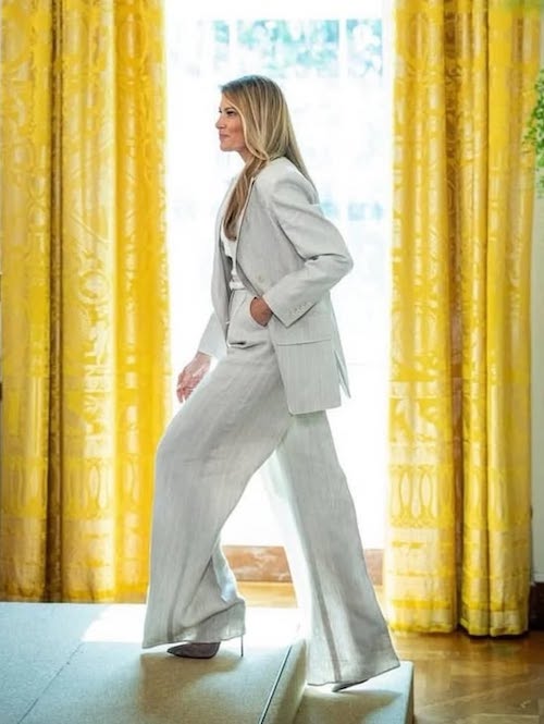 کت و شلوار گشاد ملانیا ترامپ