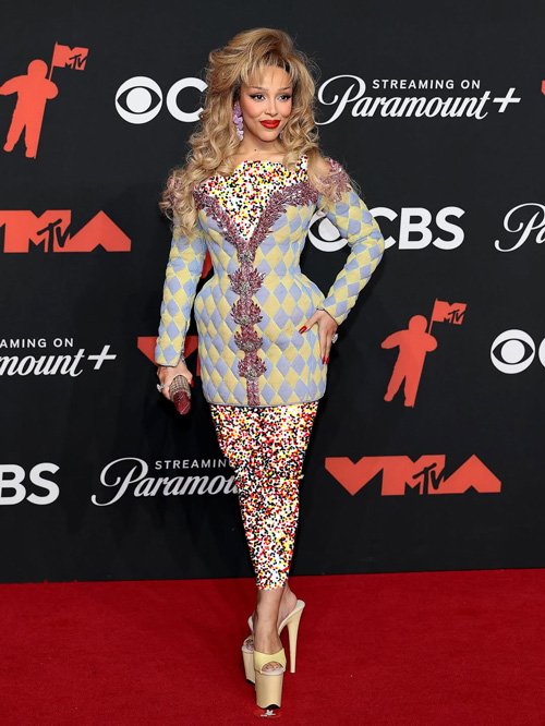 مهمانان مراسم VMAs