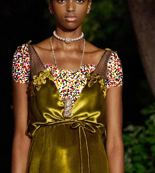 تلاقی زیبایی و جواهرات