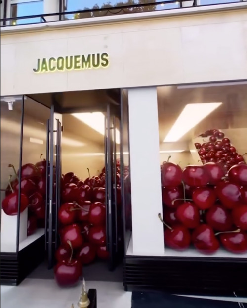 خوراکی‌ها در تبلیغ ژکموس