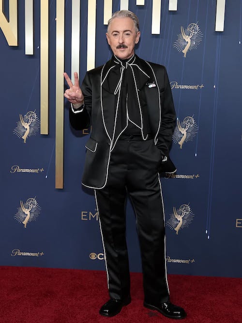 تقلید از پریناز ایزدیار