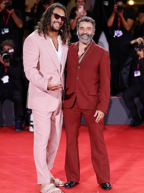 صندل صورتی جیسون موموآ