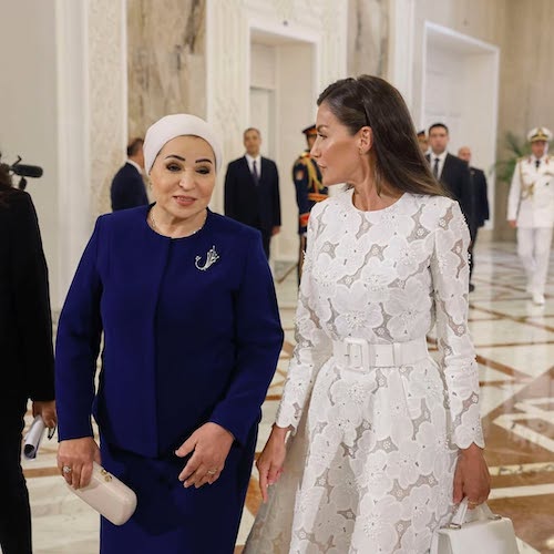 پیراهن سفید ملکه لتیزیا