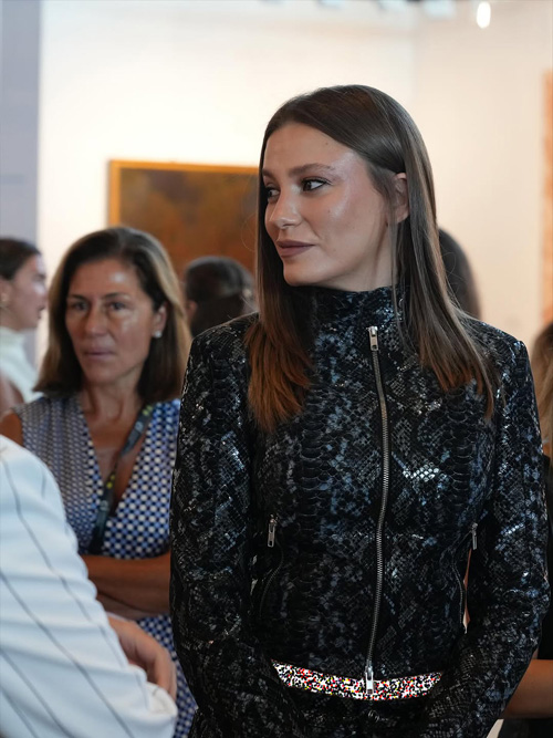 لباس پوست‌ماری سرنای ساریکایا