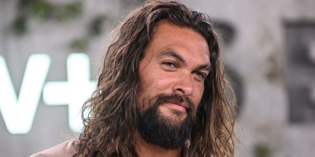 صندل صورتی جیسون موموآ