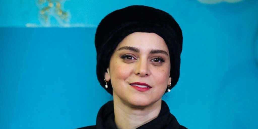 غزل شاکری چگونه با کیف ۳۵ میلیونی استایل ساده‌اش را زیر و رو کرد؟