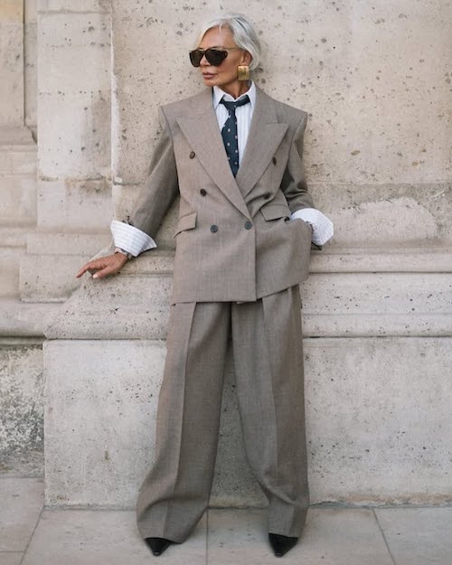 استایل شیک با کت و شلوارهای اورسایز