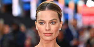 چگونه شلوار جین و کت را به شیوه مارگو رابی ست کنیم؟