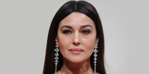 مونیکا بلوچی چگونه تا ۶۱ سالگی همچنان زیبایی مسحورکننده‌اش را حفظ کرده؟