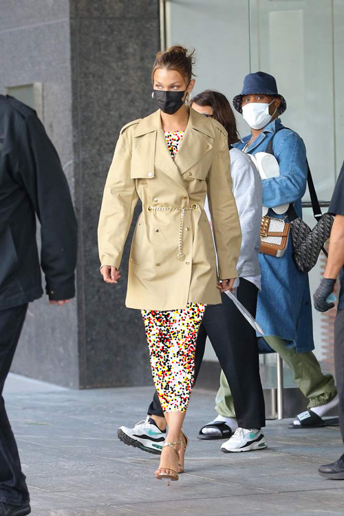 ترنچ‌کت کوتاه سلبریتی‌ها