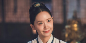 آشپز محبوب این روزهای کی‌دراما، با استایل‌های پاییزی‌اش توجه‌ها را جلب کرد