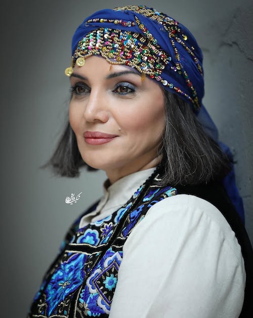 استایل سفید و آبی الهام پاوه‌نژاد