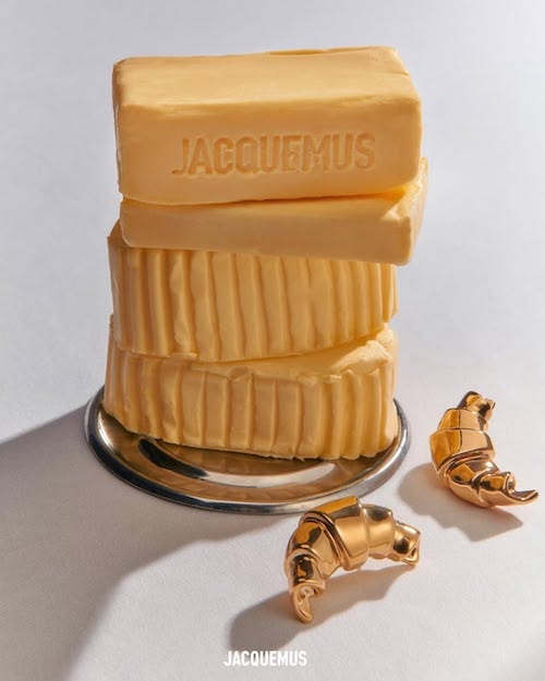 خوراکی‌ها در تبلیغ ژکموس