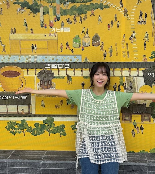 تی‌شرت و تاپ توری پارک بویونگ