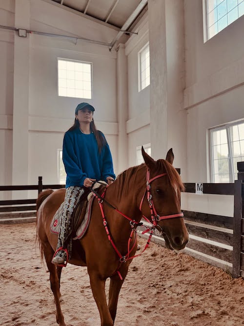 استایل سوارکاری آیچا آیشین توران