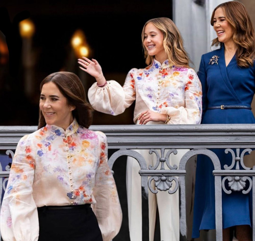 لباس مشترک ملکه مری و دخترش