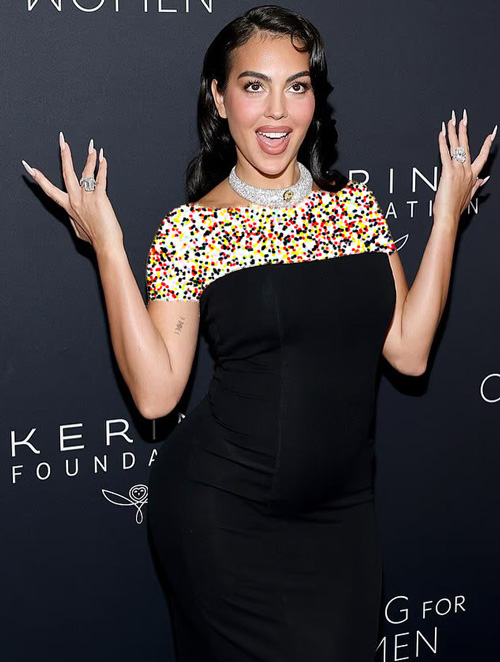 ژست‌های جورجینا