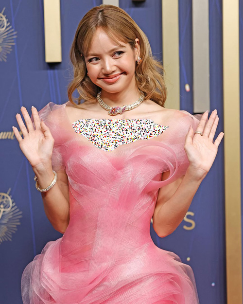 لیسا در مراسم امی ۲۰۲۵