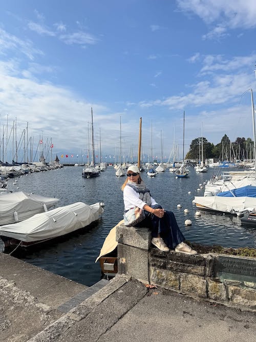 شبنم قلی‌خانی در سفر