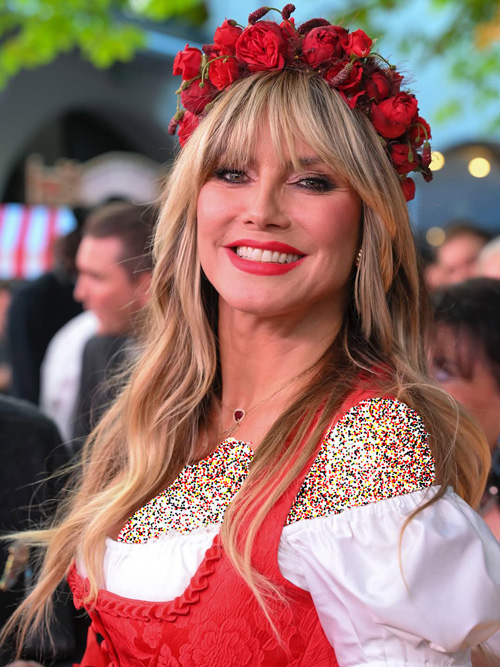 پیراهن قرمز هایدی کلوم