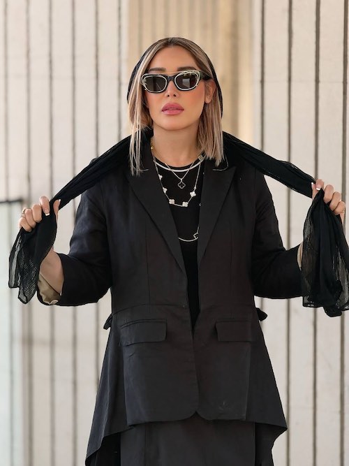 اکسسوری‌های سارا منجزی‌پور