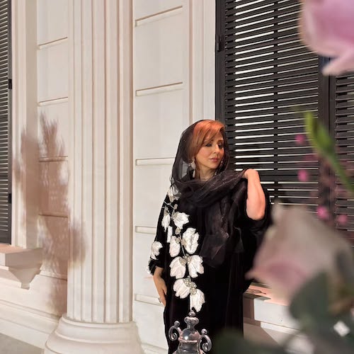 رنگ موی زیبای مرجانه گلچین