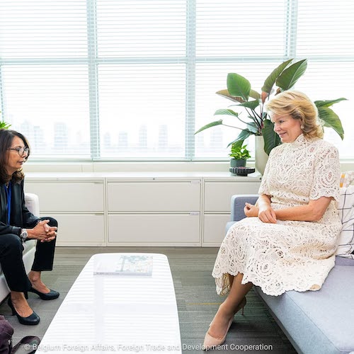 پیراهن سفید ملکه ماتیلده بلژیک