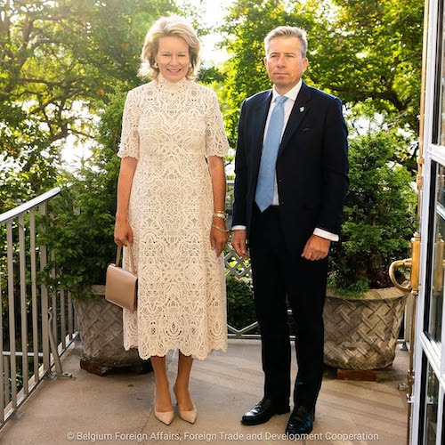 پیراهن سفید ملکه ماتیلده بلژیک