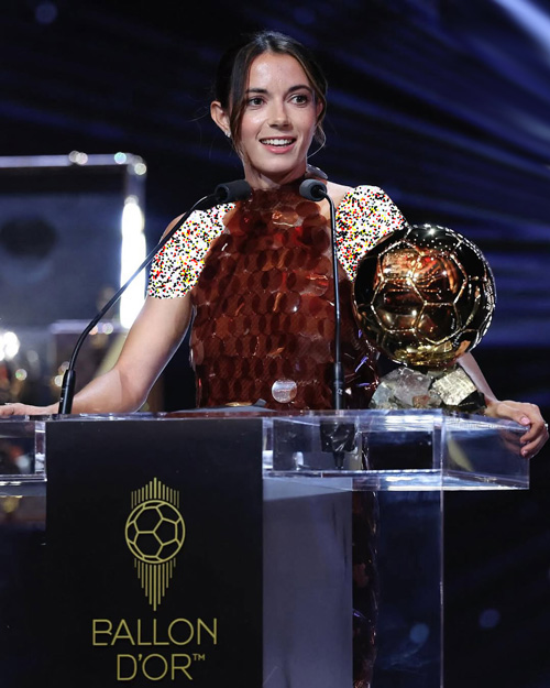 آیتانا بونماتی در مراسم توپ طلا