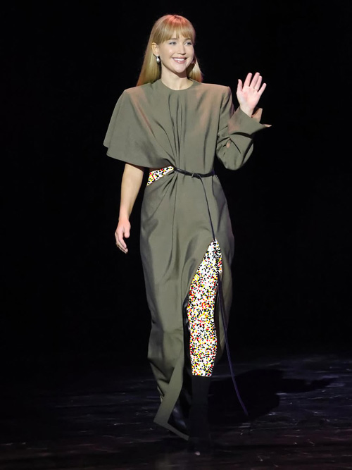 پیراهن سبز جنیفر لارنس