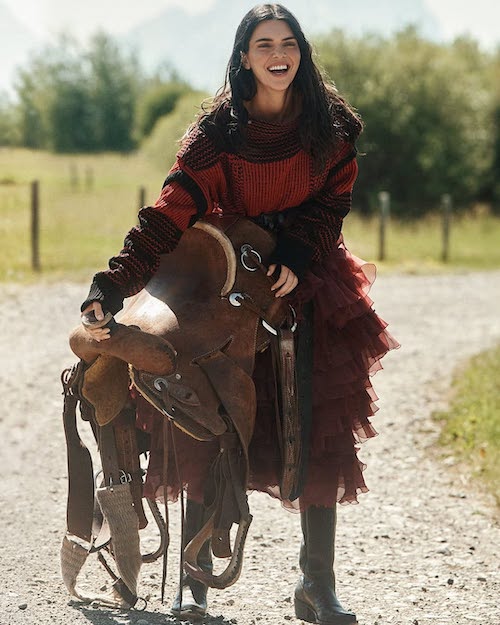 جیجی و کندال روی جلد مجله ووگ