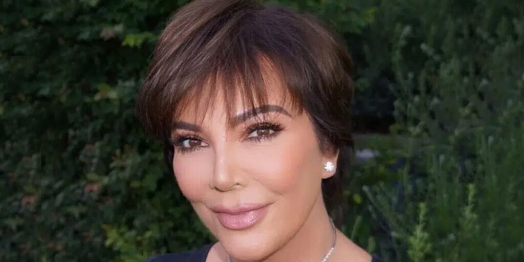 تصاویر جدید مادر کارداشیان‌ها در 69 سالگی تعجب همه ما را برانگیخت!