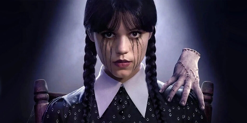 جزئیاتی از لباس‌ها در فصل دوم سریال ونزدی که به آن‌ها توجهی نکردید