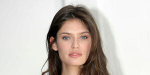 بازگشت شکوهمند مدل ایتالیایی به صحنه مد پس از مبارزه سرطان