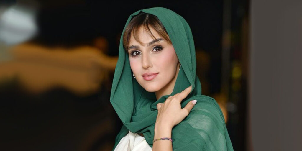 بازیگر سریال زخم کاری با این لباس‌ها شبیه پرنسس قصه‌ها شد!