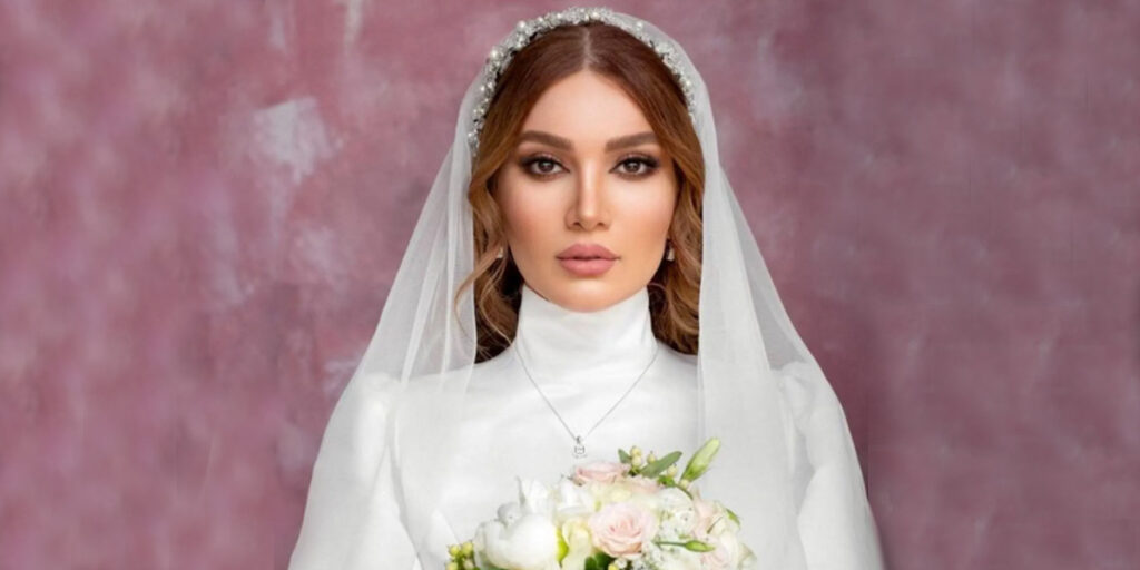 تمام لوازم آرایش‌های لوکسی که در میکاپ عروسی متین ستوده دیده شدند