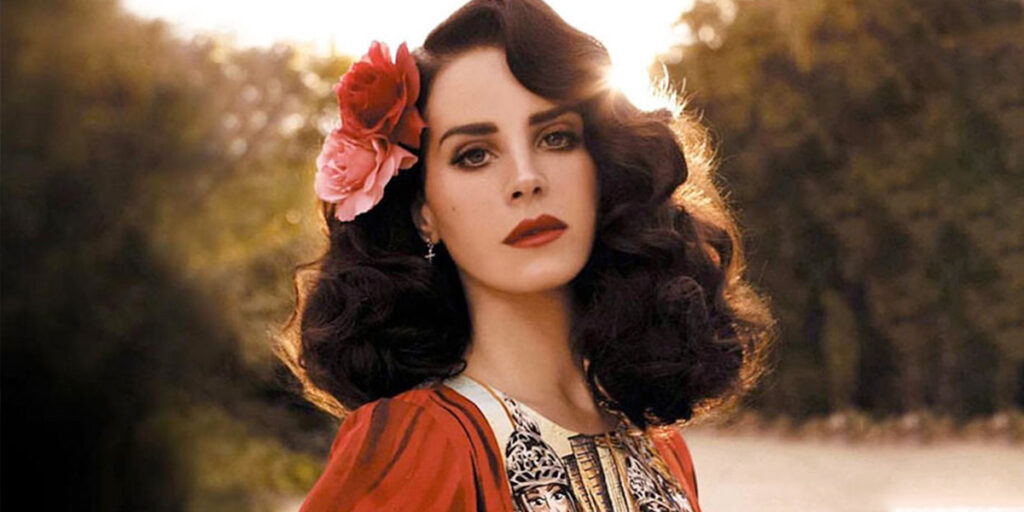 عکس‌های تازه ازدواج محرمانه لانا دل ری؛ پایان شایعات لباس دست دوم