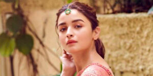 بازیگر مشهور هندی با استایل تمام جین، ترند پاییز را مشخص کرد!