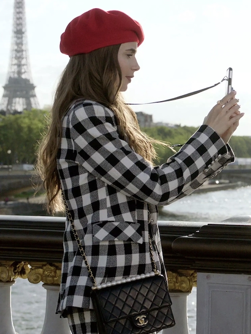 استایل‌های پاییزی امیلی در پاریس