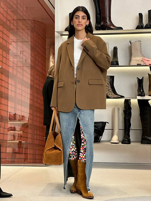 ست کردن کت‌های خاکی در پاییز ۱۴۰۴