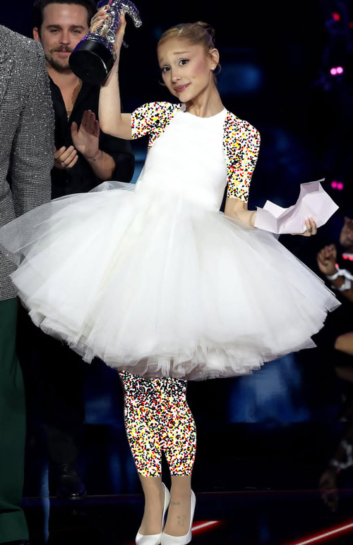 مهمانان مراسم VMAs