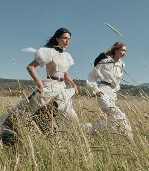 جیجی و کندال روی جلد مجله ووگ